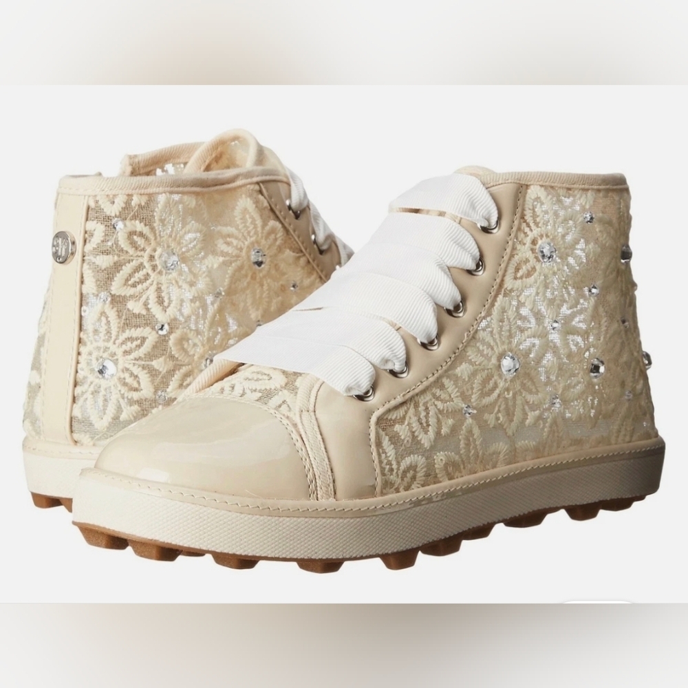 Stuart Weitzman Ariana High Top Beige Floral Lace Crystals Shoes, Sz 4